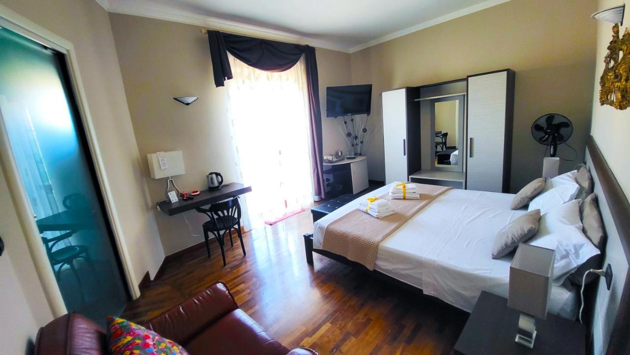 Attico Barocco Bed & Breakfast Lecce Luaran gambar
