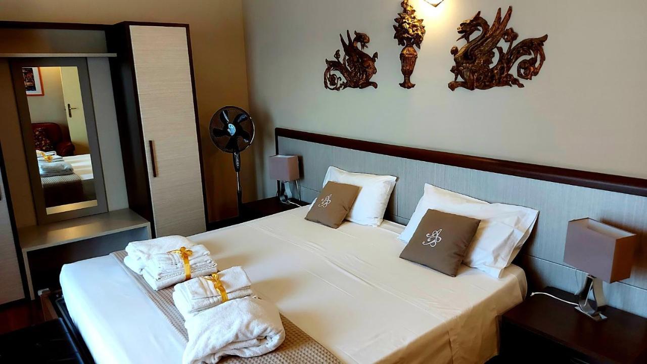 Attico Barocco Bed & Breakfast Lecce Luaran gambar