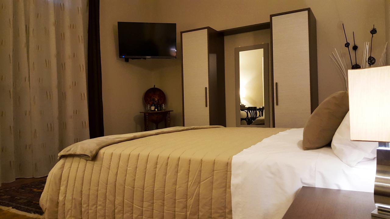 Attico Barocco Bed & Breakfast Lecce Luaran gambar