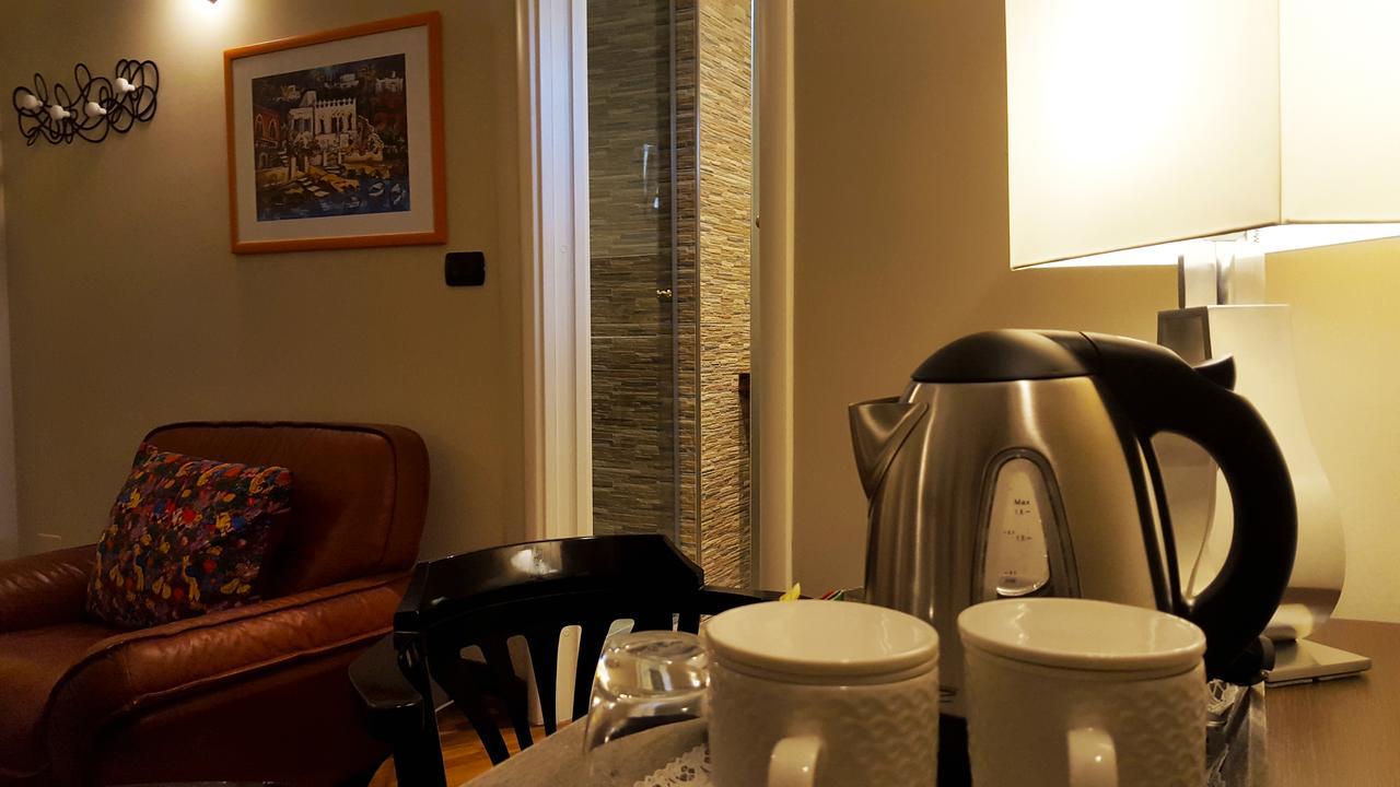 Attico Barocco Bed & Breakfast Lecce Luaran gambar