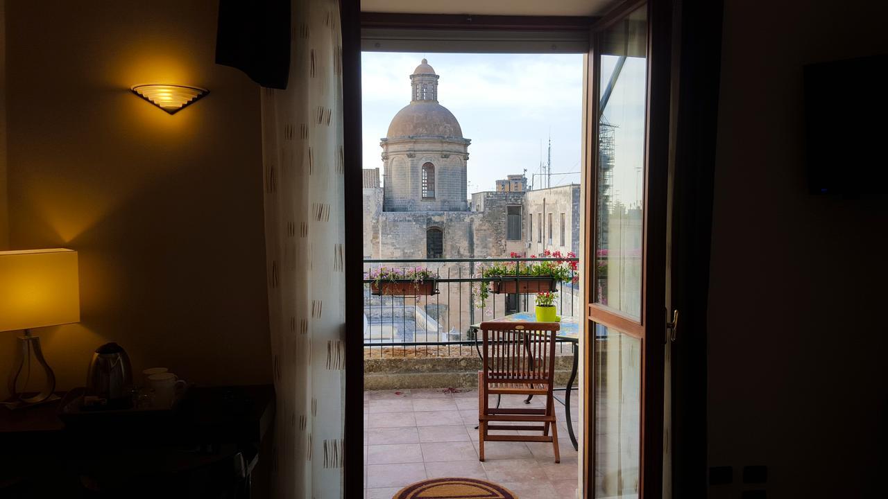 Attico Barocco Bed & Breakfast Lecce Luaran gambar